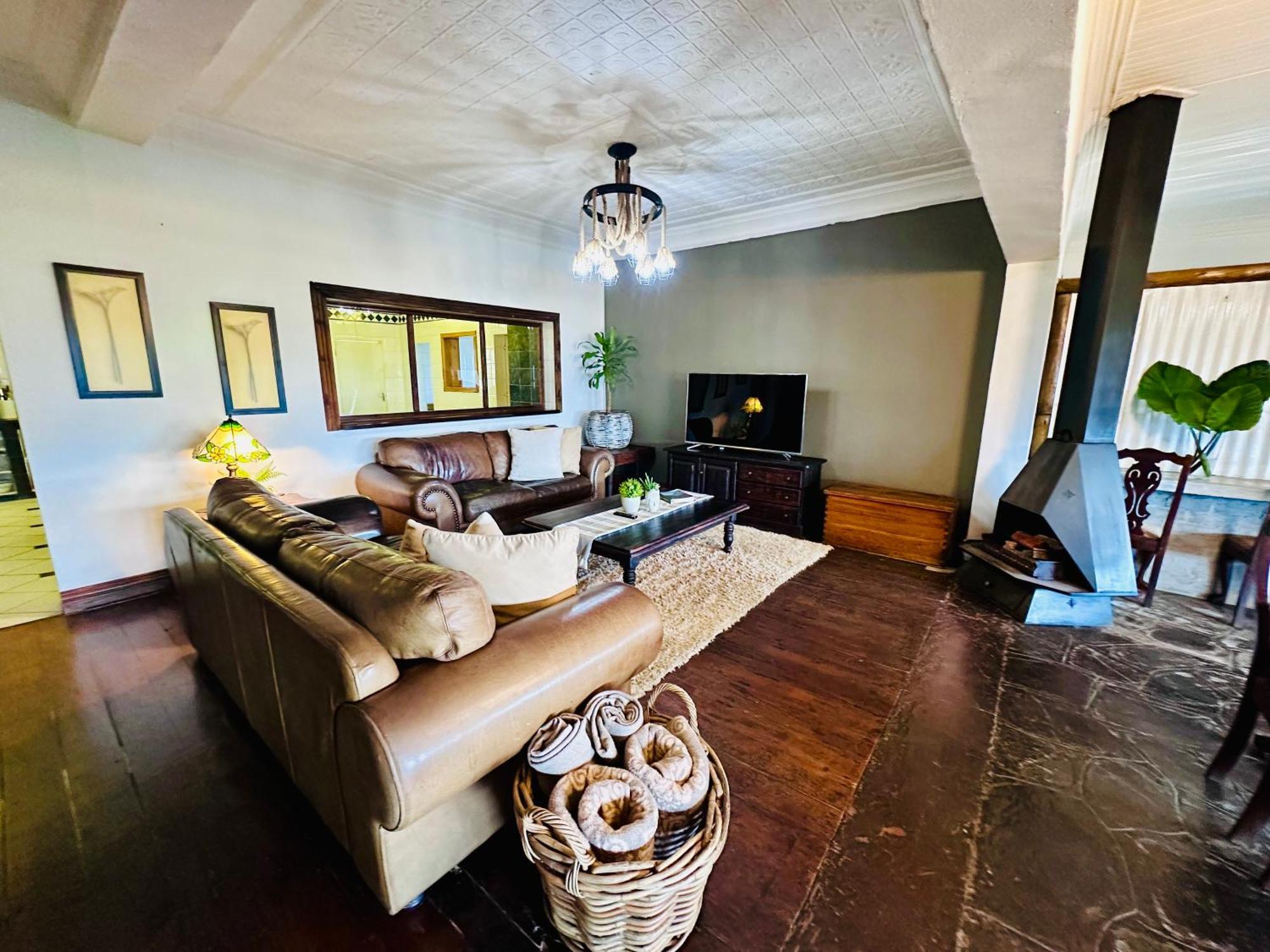 49Onmain Self Catering Holiday Home Sabie Dış mekan fotoğraf