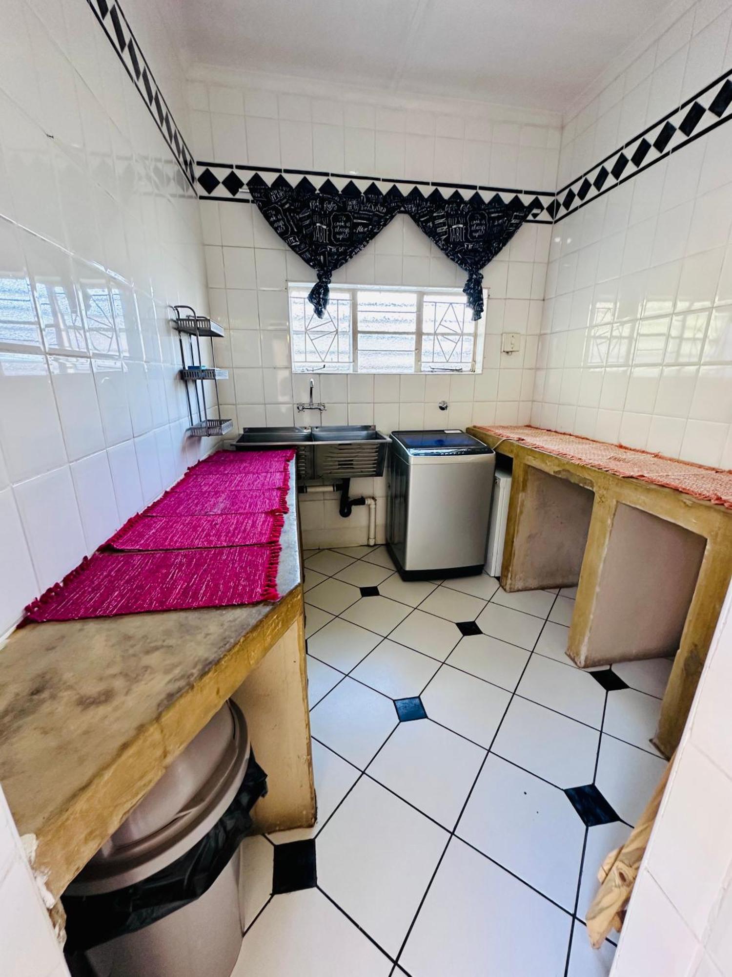 49Onmain Self Catering Holiday Home Sabie Dış mekan fotoğraf